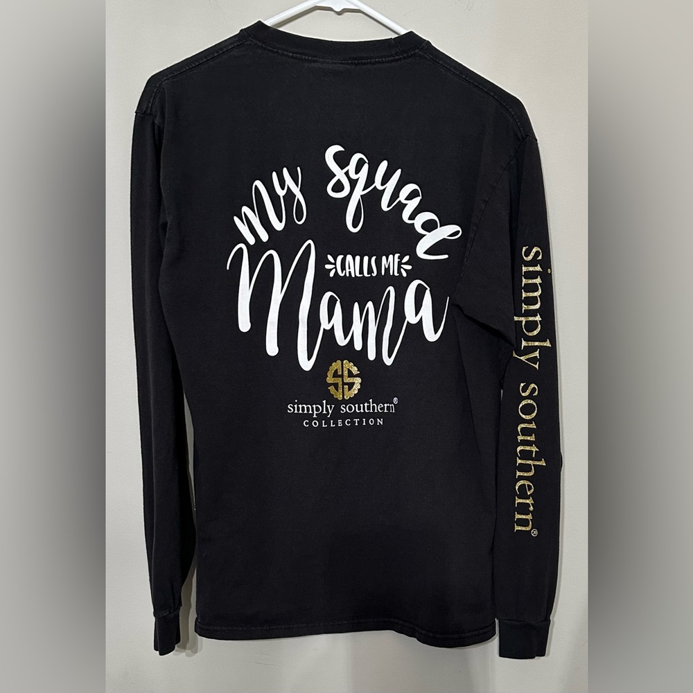 ✨ EUC Simply Southern Long-Sleeve!